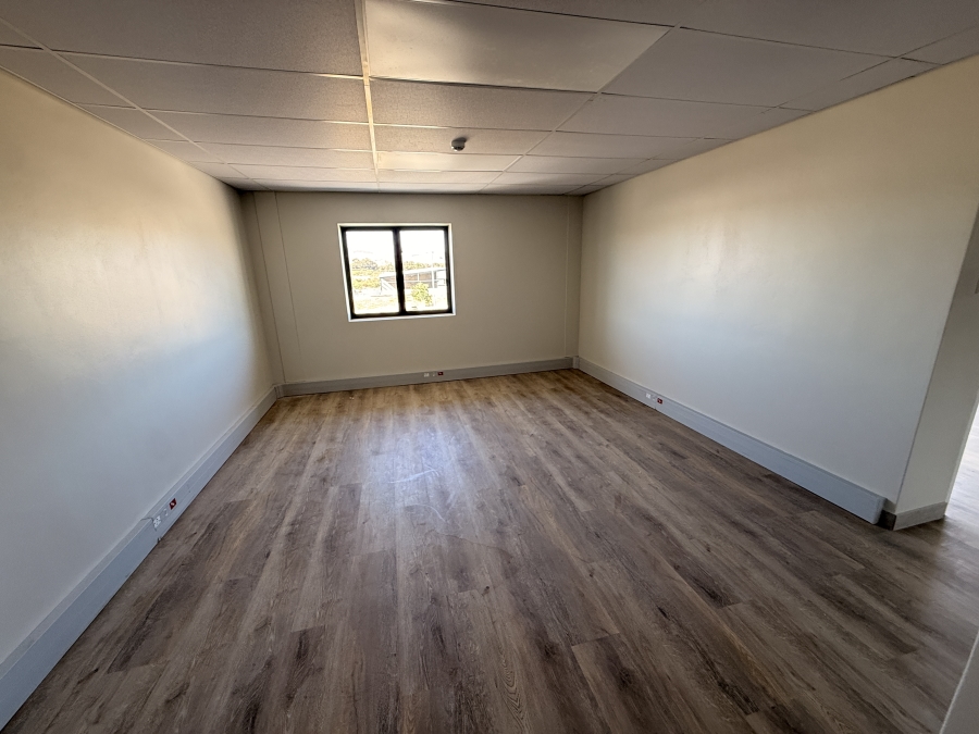 To Let Commercial Property for Rent in Rivergate Western Cape
